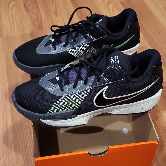 NIB Air Zoom GT Cut Academy Black Barely Volt 9 SZ 12 main image 3